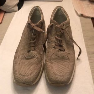 Hogan women’s sneaker size 39.5